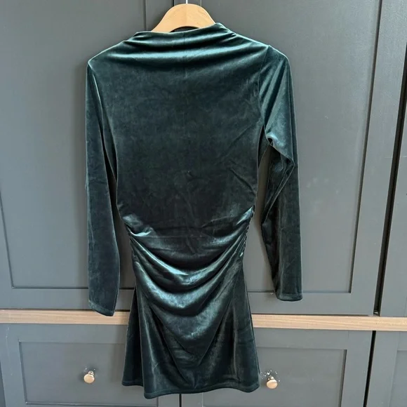 Abercrombie & Fitch Paloma Dark Green Long Sleeve Velvet Dress • M • NWT - Picture 5 of 8